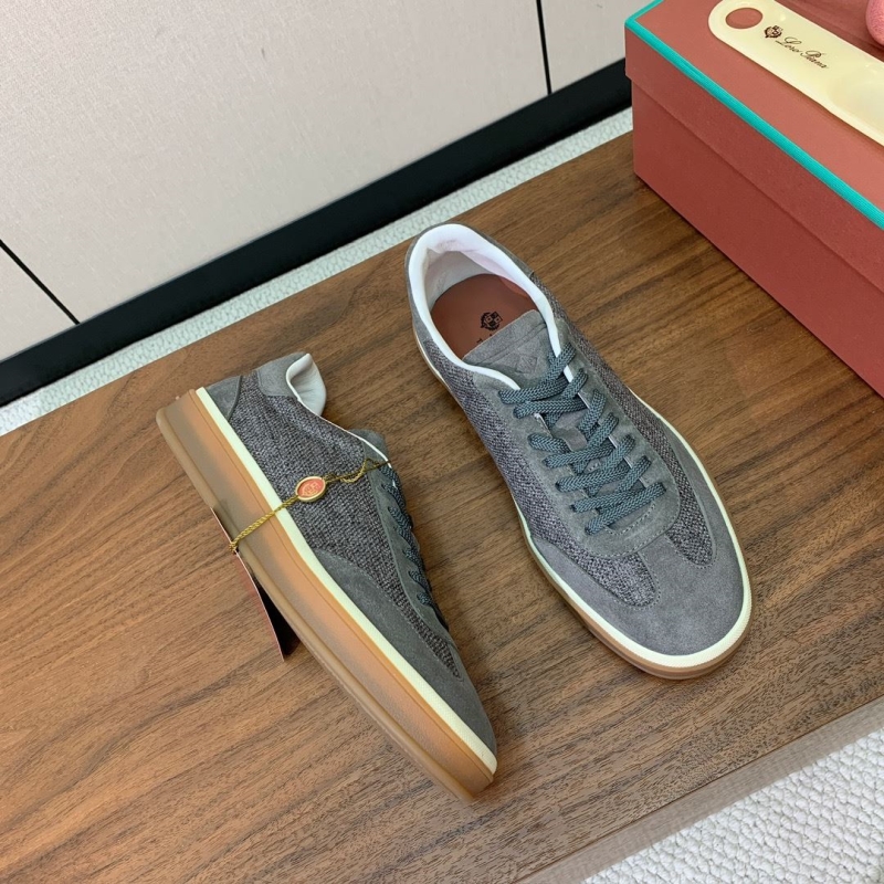 L0r0 P1ana sneakers